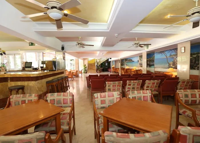 Hotel Manaus El Arenal (Mallorca)